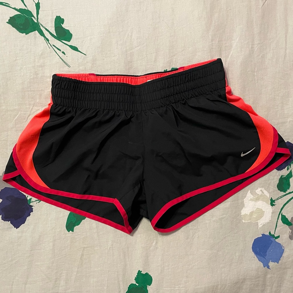 Medium Nike Dri-fit pink and black athletic shorts - Picture 2 of 4